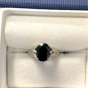 Natural Emerald & Diamond Ring